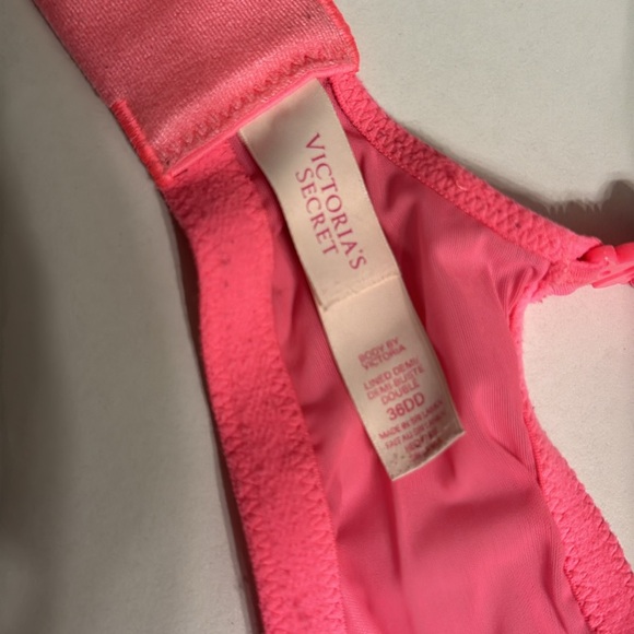 Victorias Secret Body by Victoria Lined Demi Bra - Picture 5 of 5